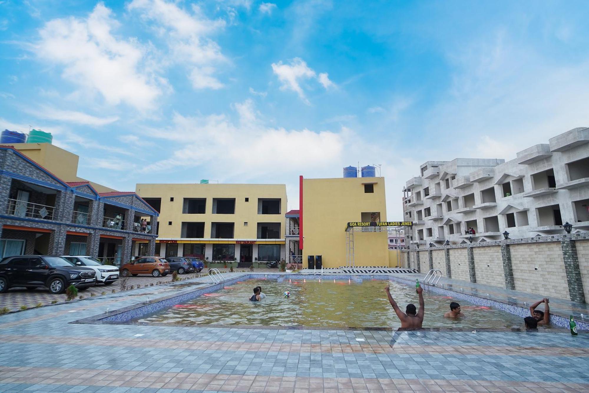 Goa Beach Resort On Beach Mandarmani Exterior photo