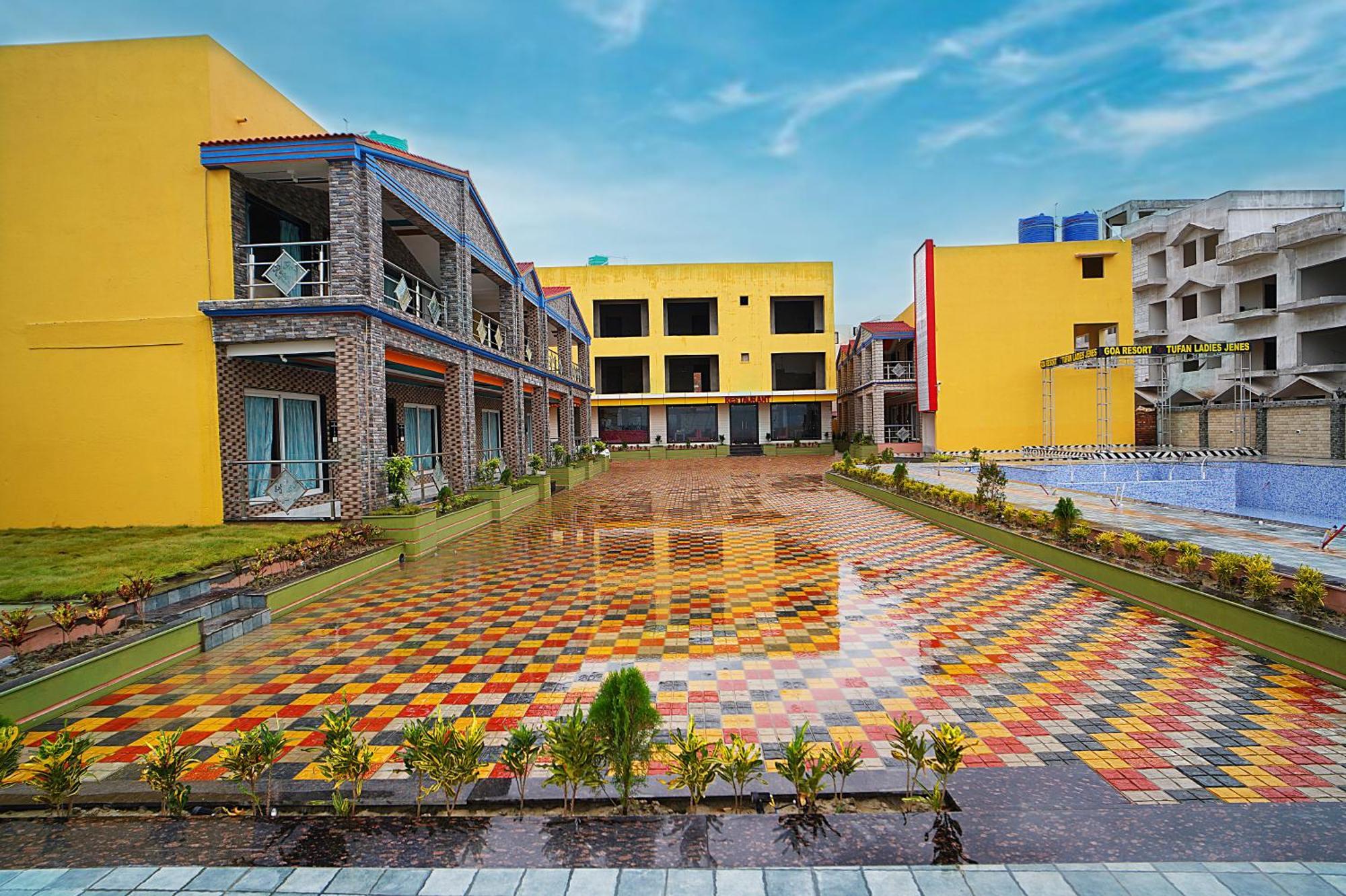 Goa Beach Resort On Beach Mandarmani Exterior photo